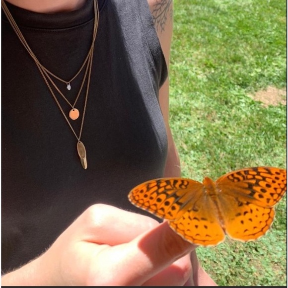 ⭐️WE ARE NOT ALONE💫 - Picture 5 of 10